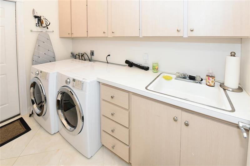 2000 SW Mayflower Dr, Palm City, FL 34990