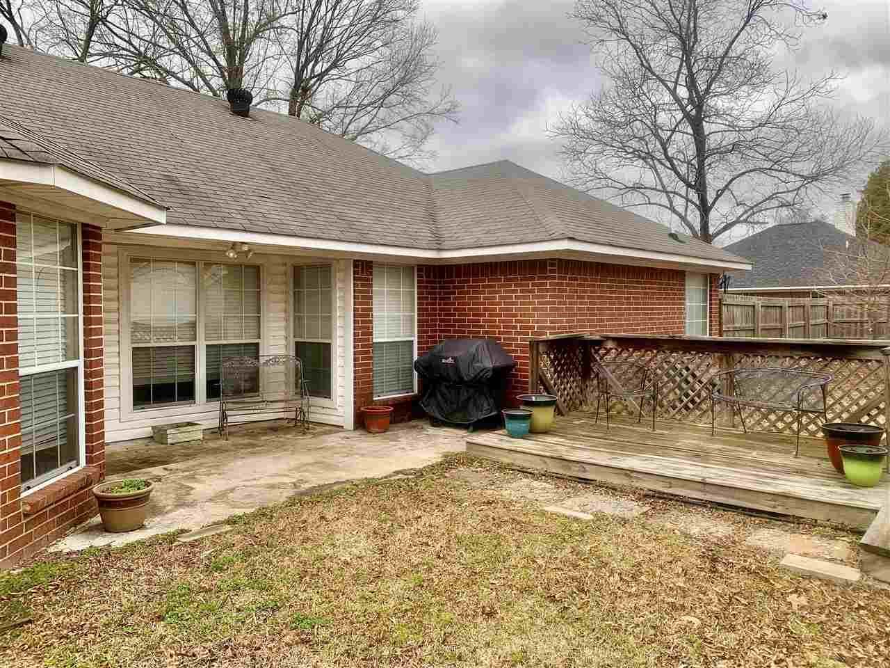 135 Cedar Ridge Cir., Texarkana, TX 75501