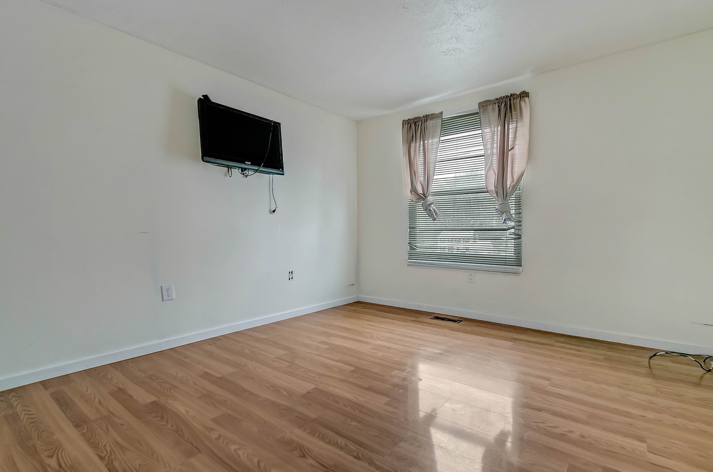 6112 Teaberry Way, Clinton, MD 20735