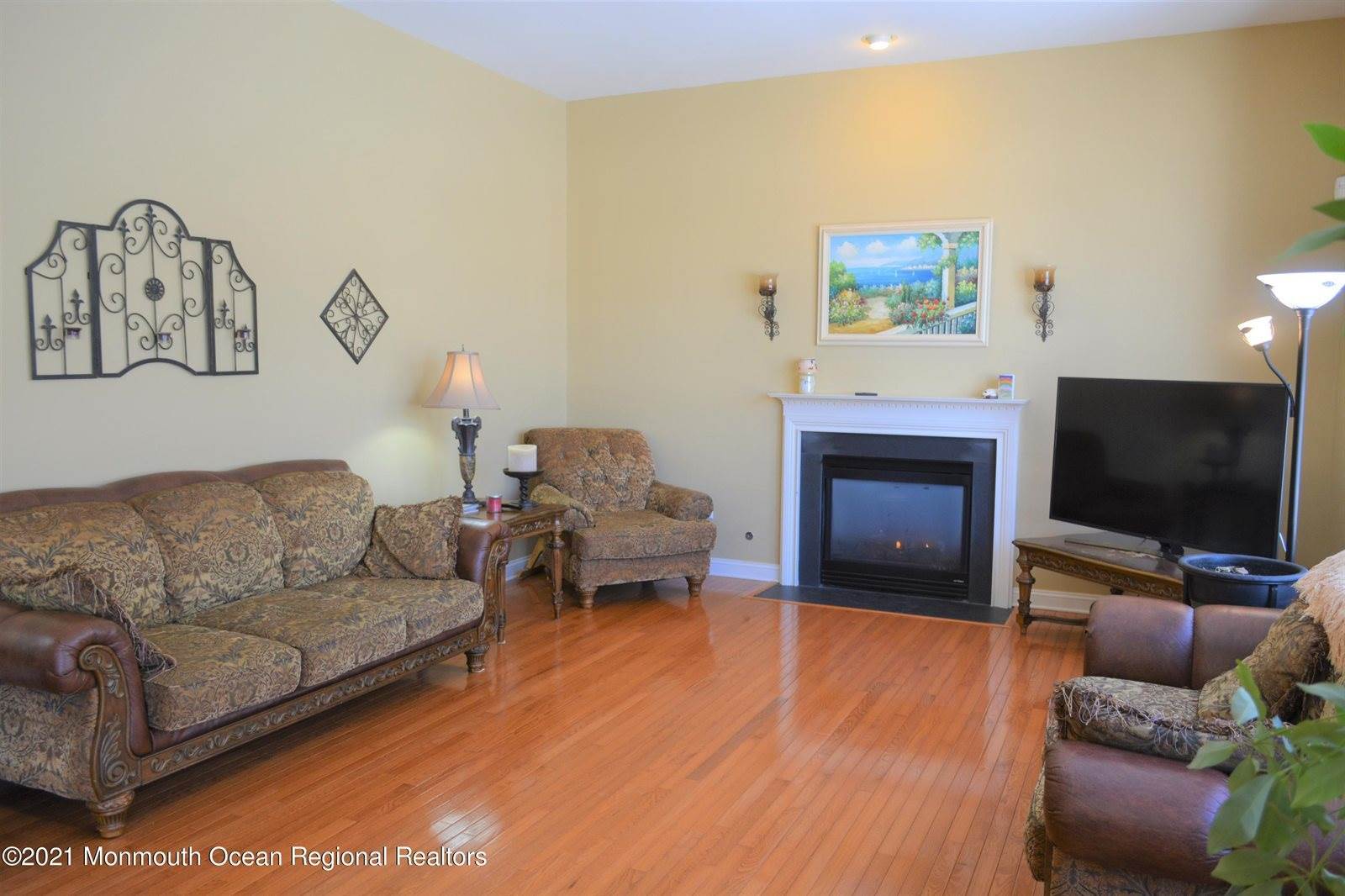 25 Firestone Drive, Howell, NJ 07731