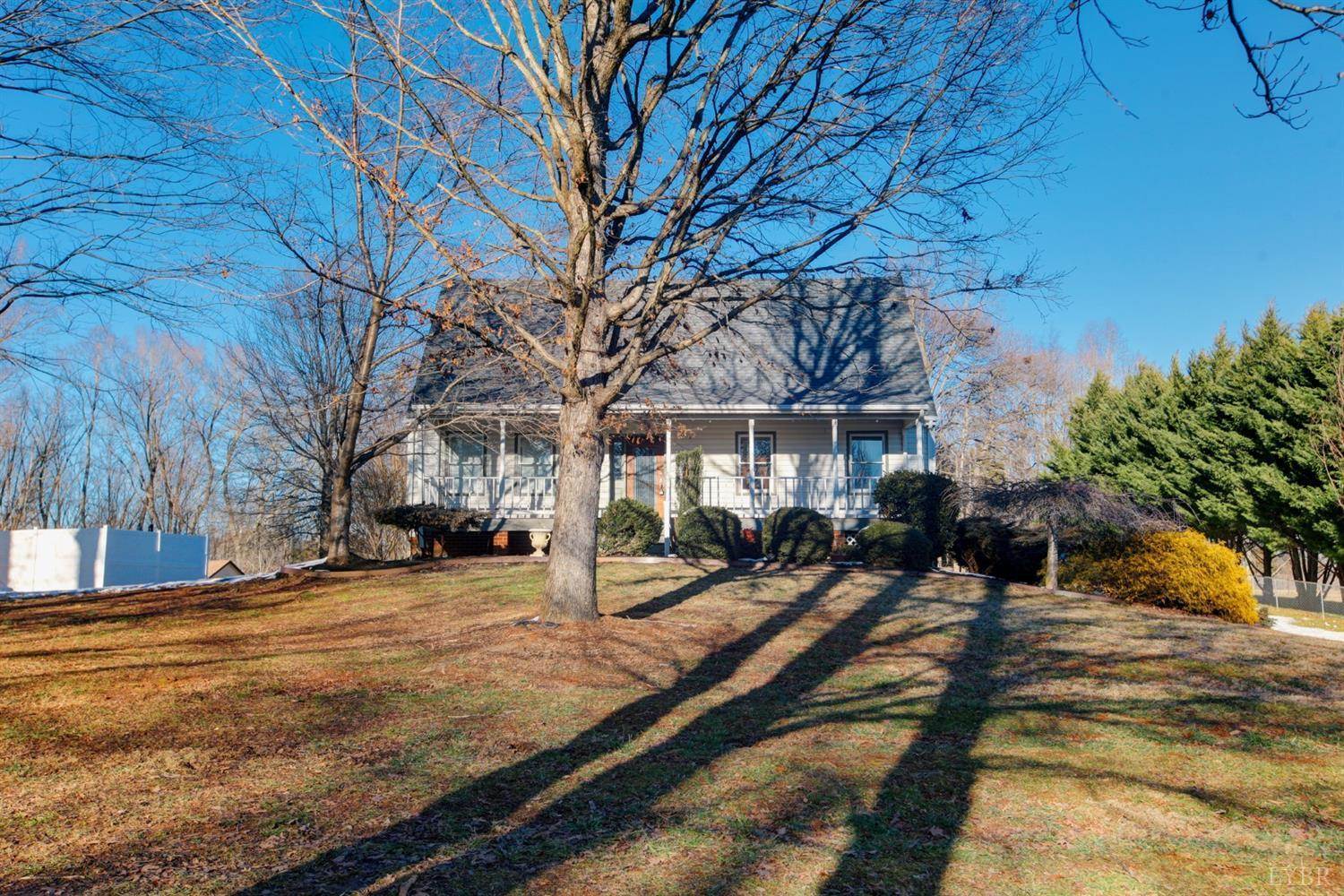 415 Chadwick Drive, Lynchburg, VA 24502