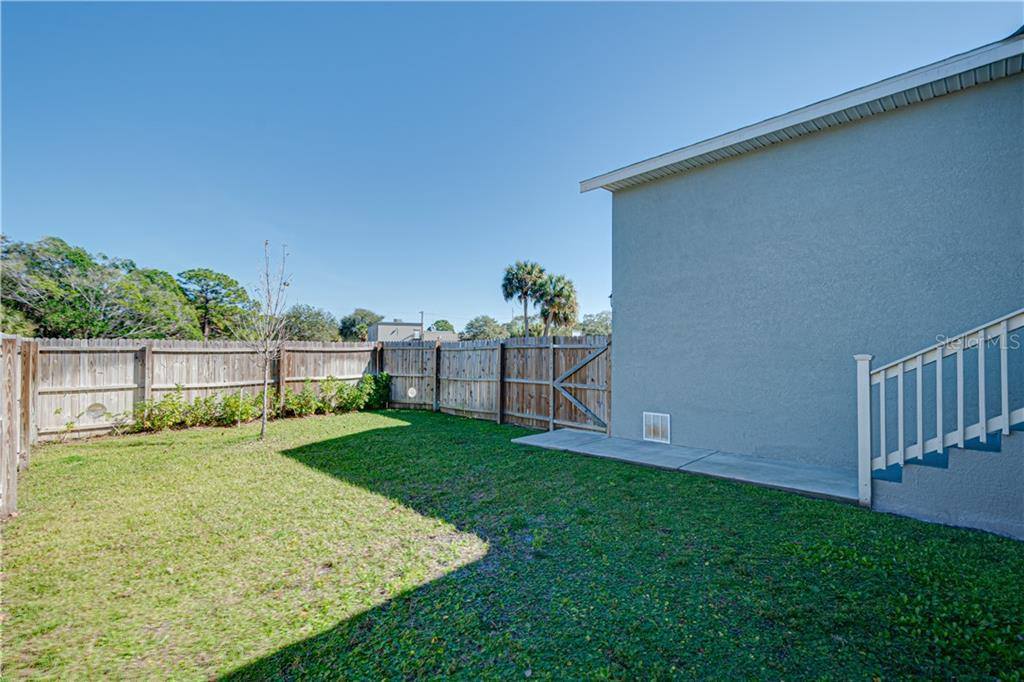 216 NE Jefferson Circle North, Saint Petersburg, FL 33702