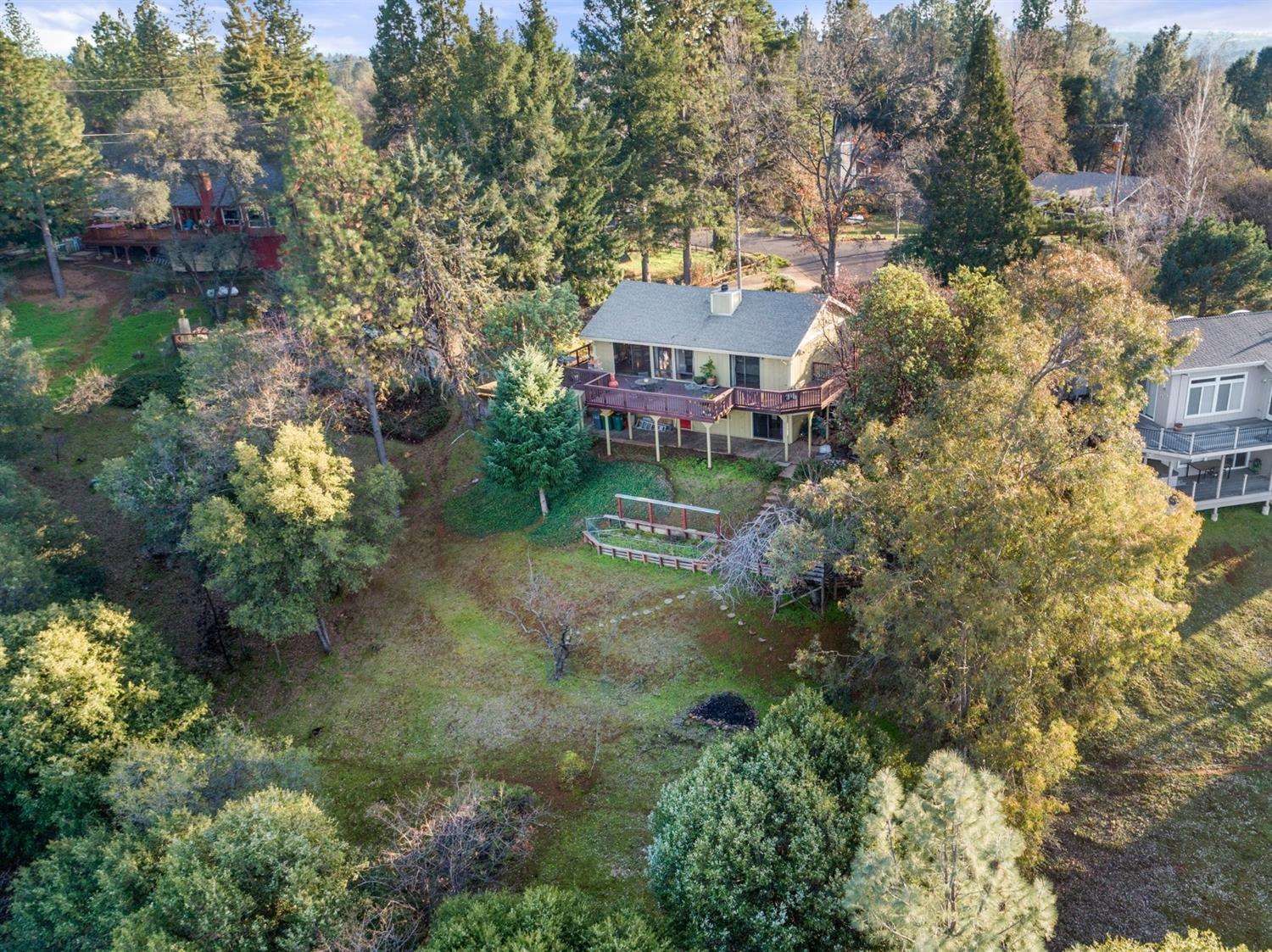 1211 Yankee Jim Court, Cool, CA 95614