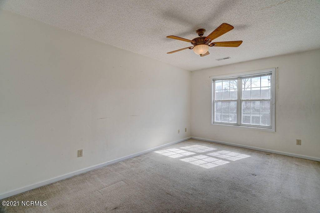 5136 Lamppost Circle, Wilmington, NC 28403