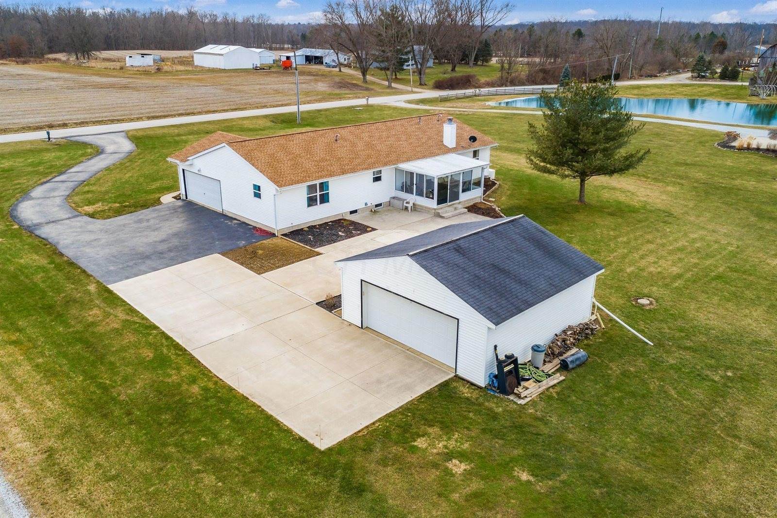 6633 Plumb Road, Galena, OH 43021