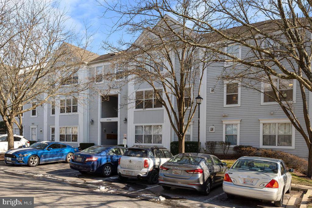 14201 Wolf Creek Place, #6-24, Silver Spring, MD 20906
