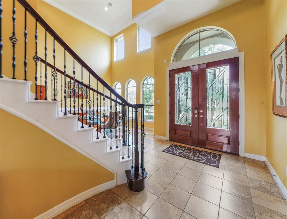 7714 Long Shadows Drive, Sugar Land, TX 77479