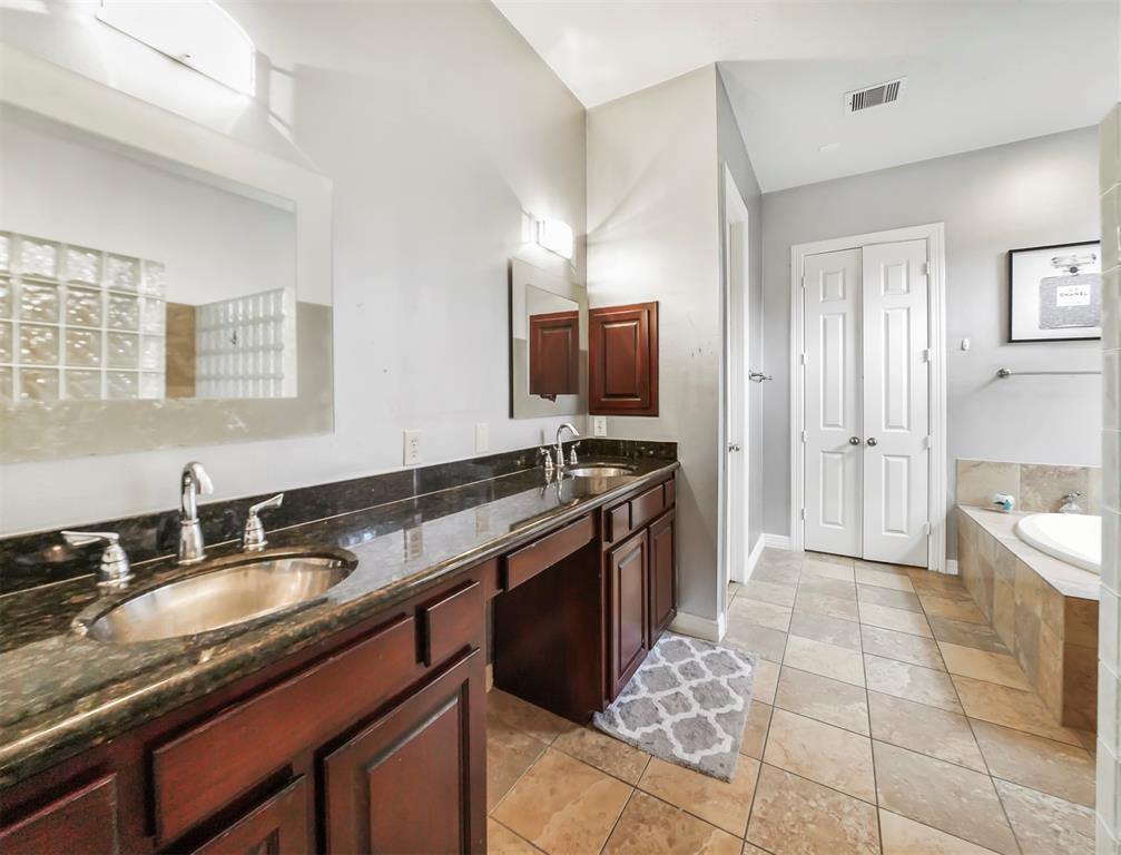7714 Long Shadows Drive, Sugar Land, TX 77479