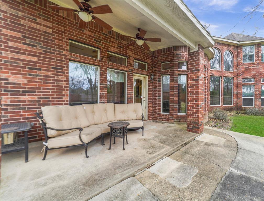 7714 Long Shadows Drive, Sugar Land, TX 77479