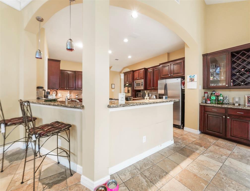 7714 Long Shadows Drive, Sugar Land, TX 77479