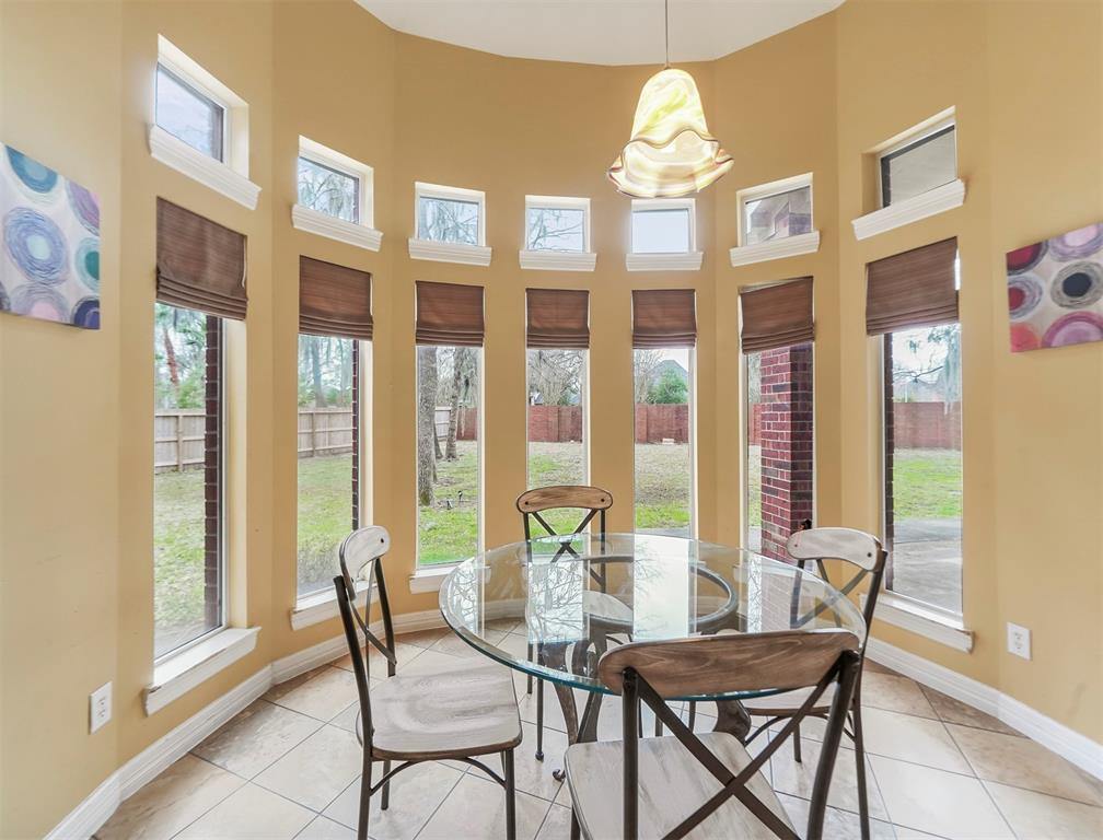 7714 Long Shadows Drive, Sugar Land, TX 77479