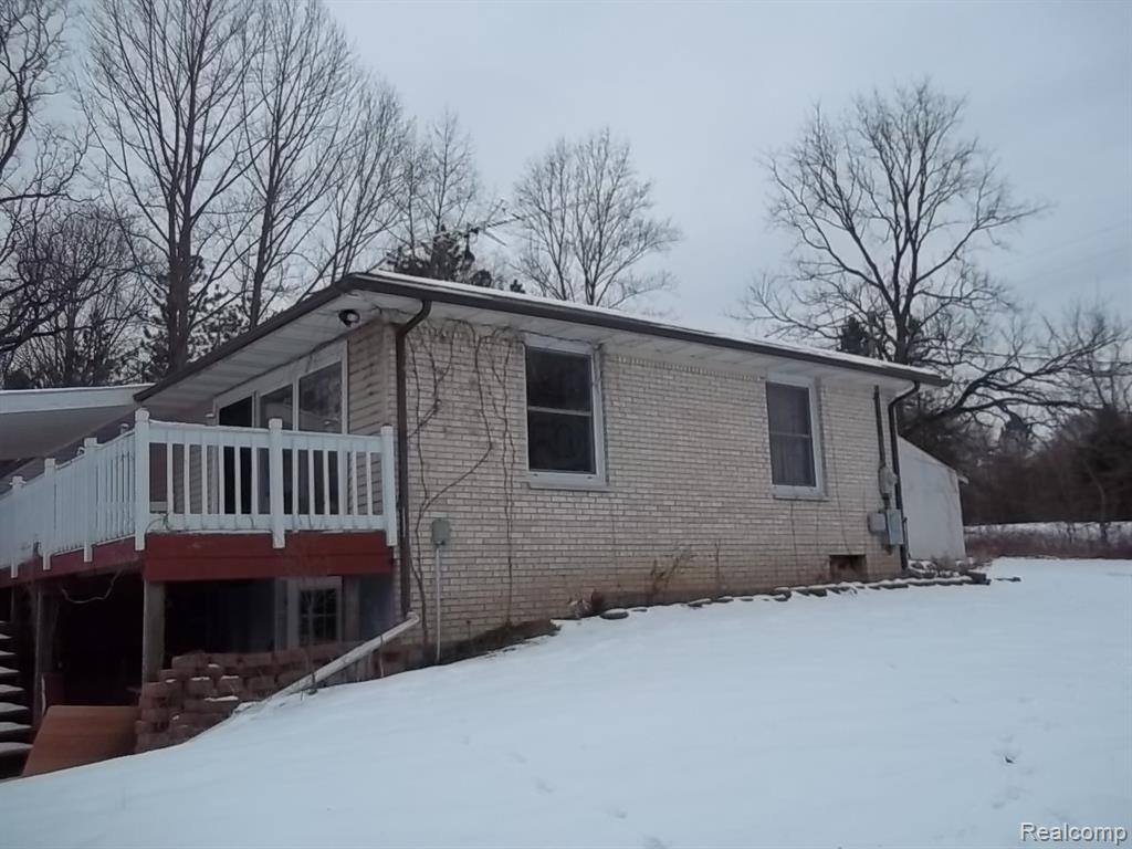 6390 Merkel Road, Webster Township, MI 48130