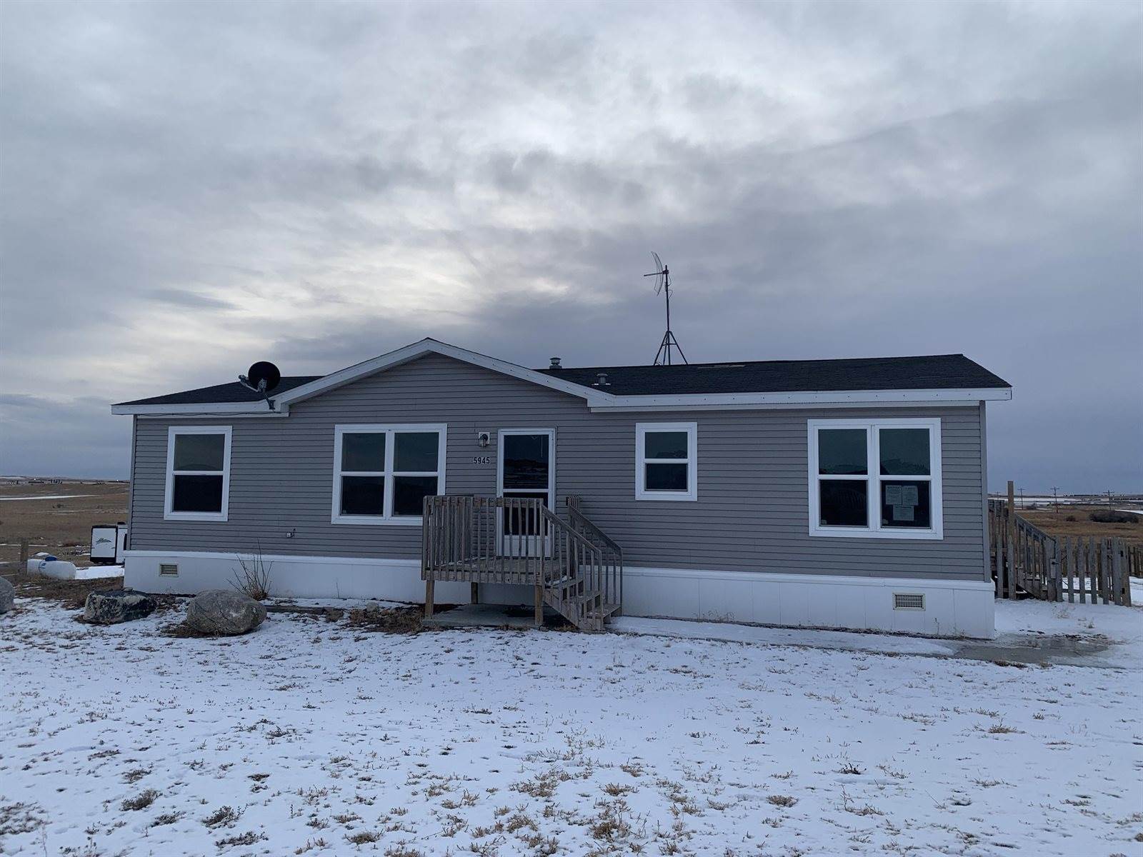 5945 124G Ave NW, Epping, ND 58843