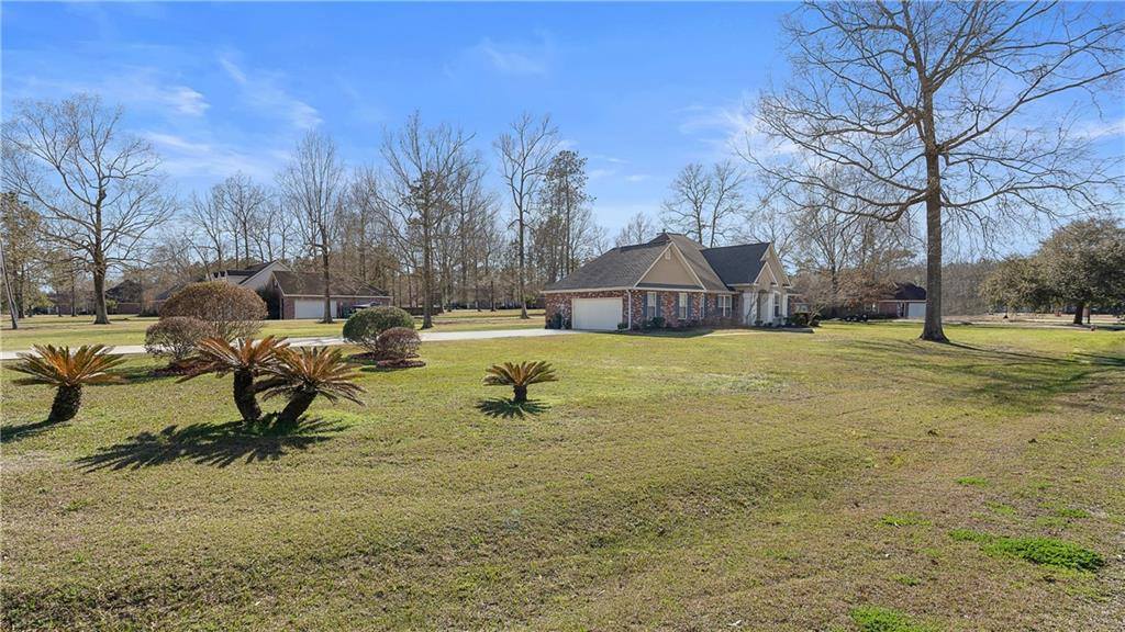 42511 Jefferson Drive, Hammond, LA 70403