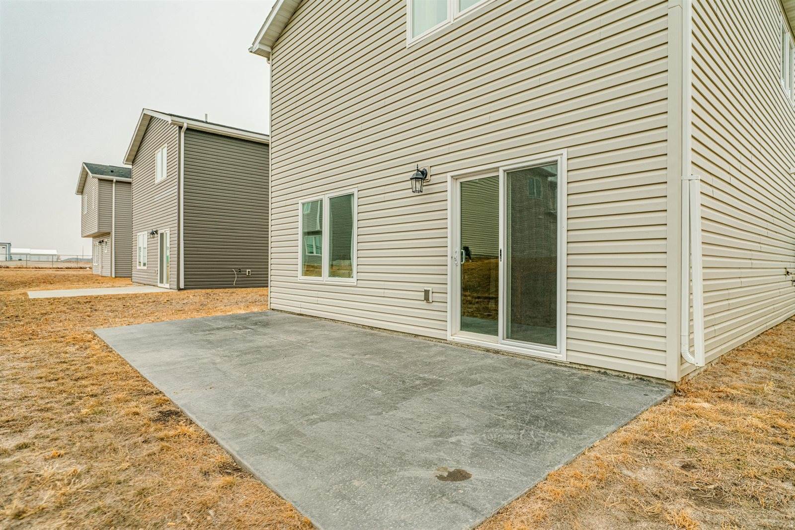 6915 Majestic Loop, Lincoln, ND 58504