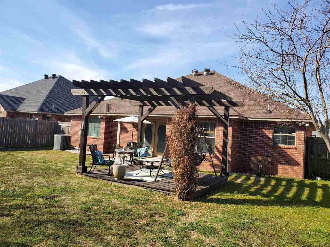 1306 Arnold Lane, Texarkana, TX 75503