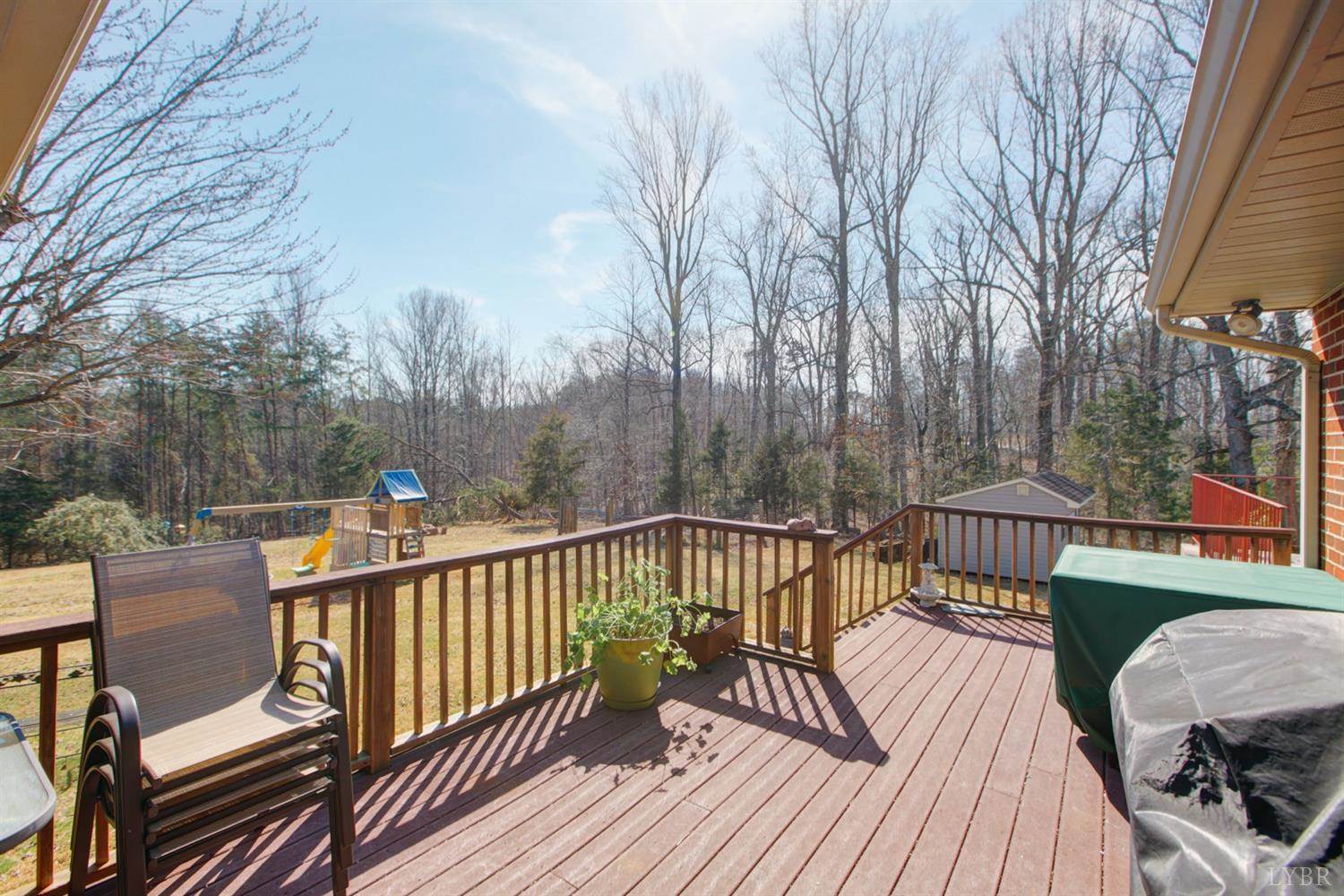 12970 Smith Mtn Lake Parkway, Huddleston, VA 24101