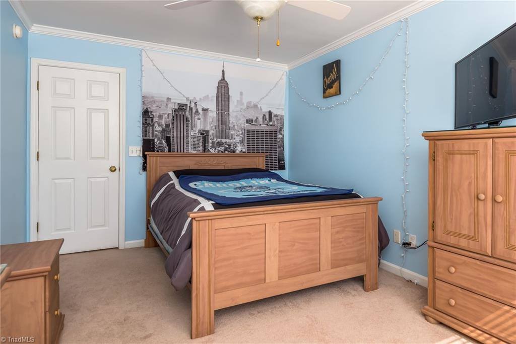 6201 Elderbush Drive, Greensboro, NC 27405