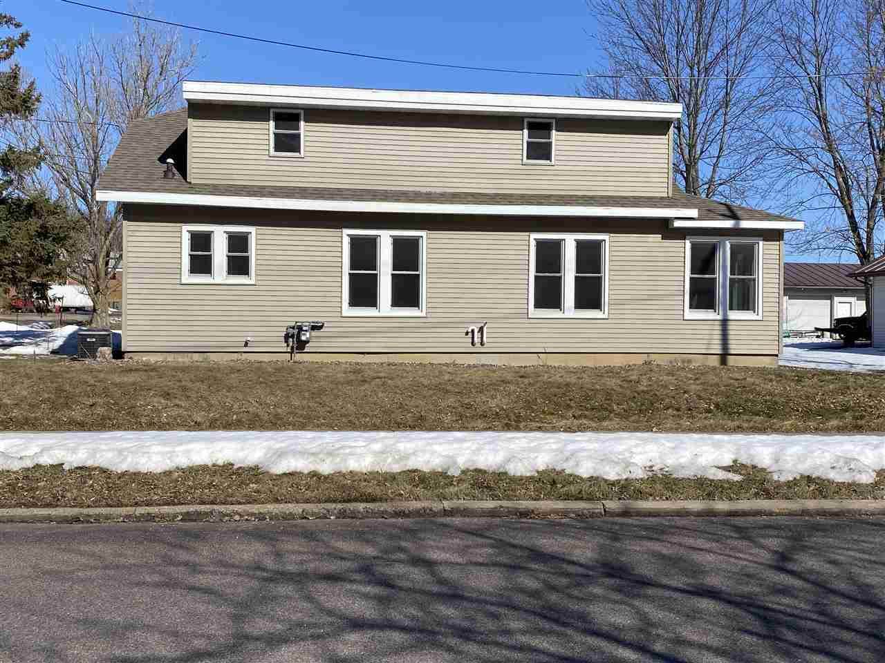 117 W 11th Street, Marshfield, WI 54449