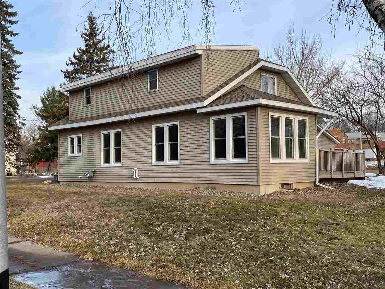 117 W 11th Street, Marshfield, WI 54449