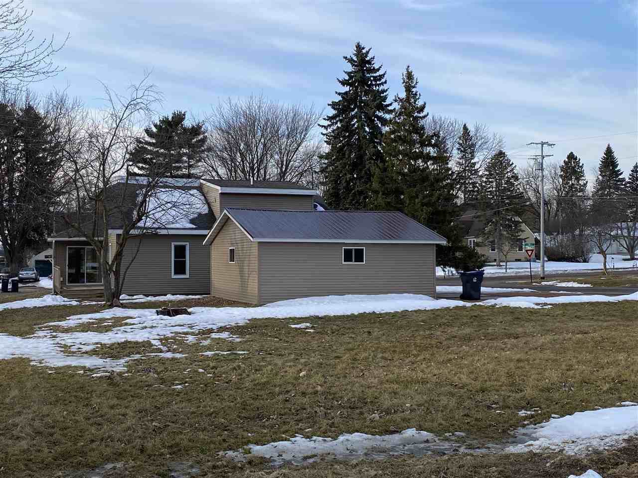 117 W 11th Street, Marshfield, WI 54449