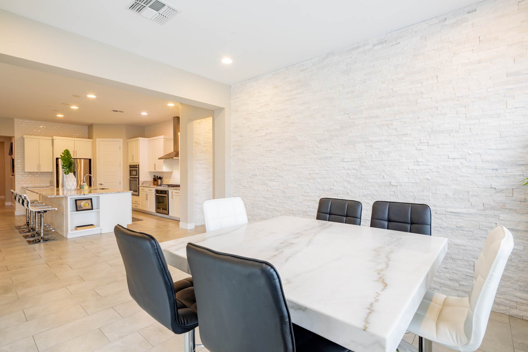 10341 Bressana Dr, Las Vegas, NV 89135