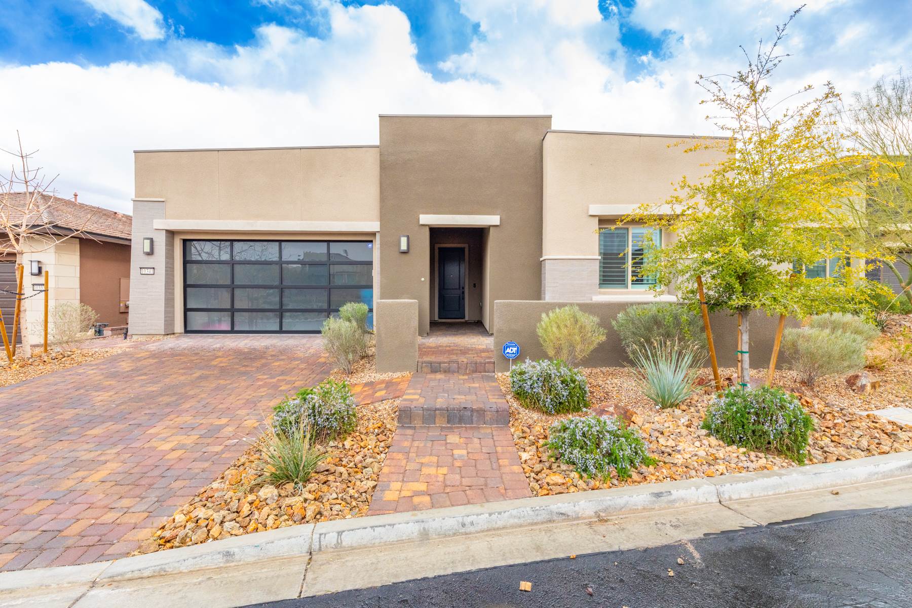 10341 Bressana Dr, Las Vegas, NV 89135