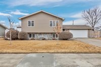 2017 7th Ave East, Williston, ND 58801