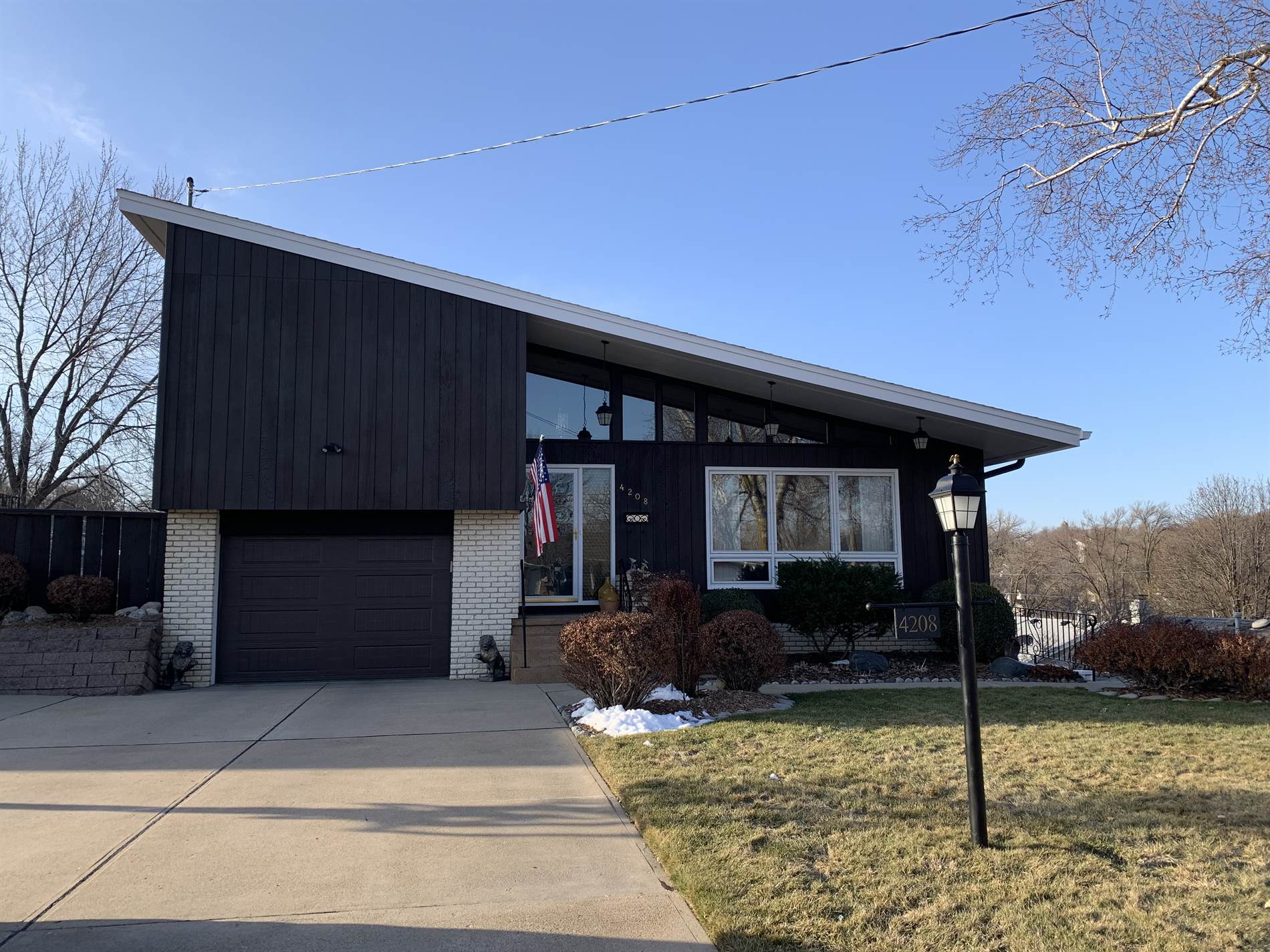 4208 Ridge Ave, Sioux City, IA 51106