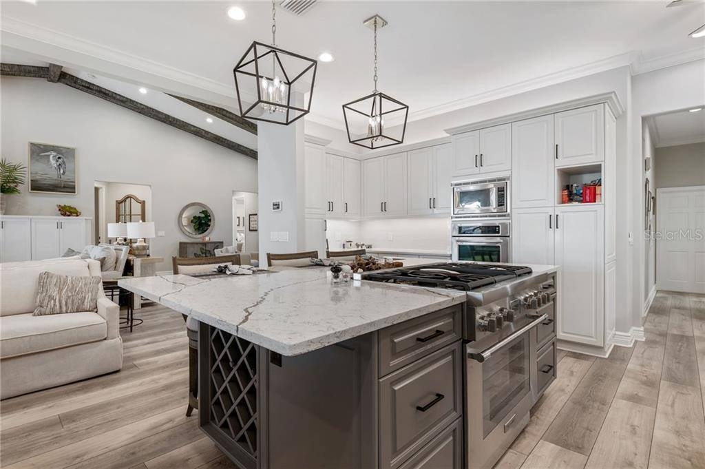 1363 Tangier Way, Sarasota, FL 34239