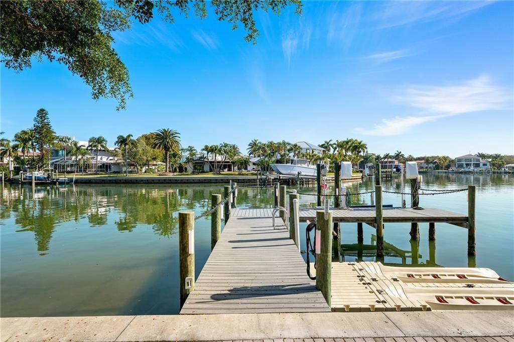 1363 Tangier Way, Sarasota, FL 34239