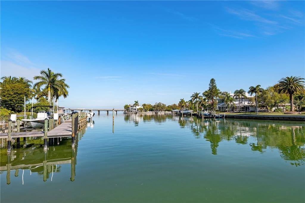 1363 Tangier Way, Sarasota, FL 34239