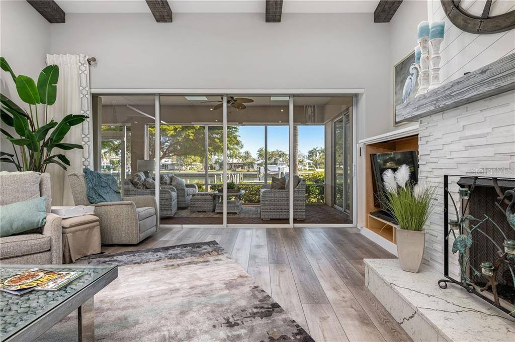 1363 Tangier Way, Sarasota, FL 34239