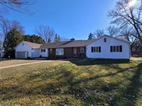 700 W 4th Street, Marshfield, WI 54449