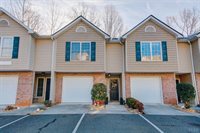 300 McConville Road, #64, Lynchburg, VA 24502