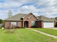 6706 Lawson Cir, Texarkana, TX 75503