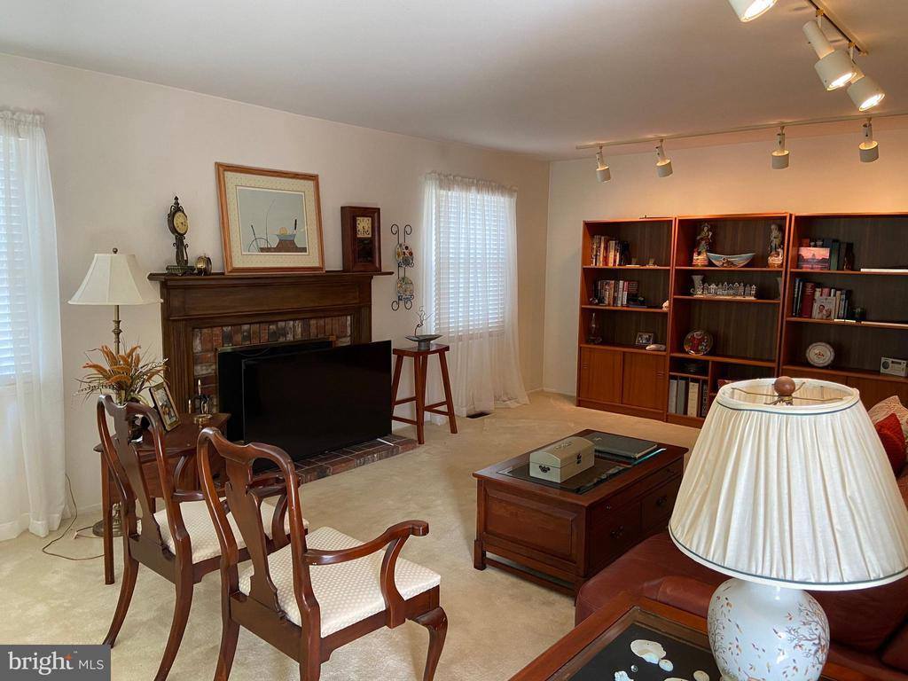 8704 Granite Lane, Laurel, MD 20708