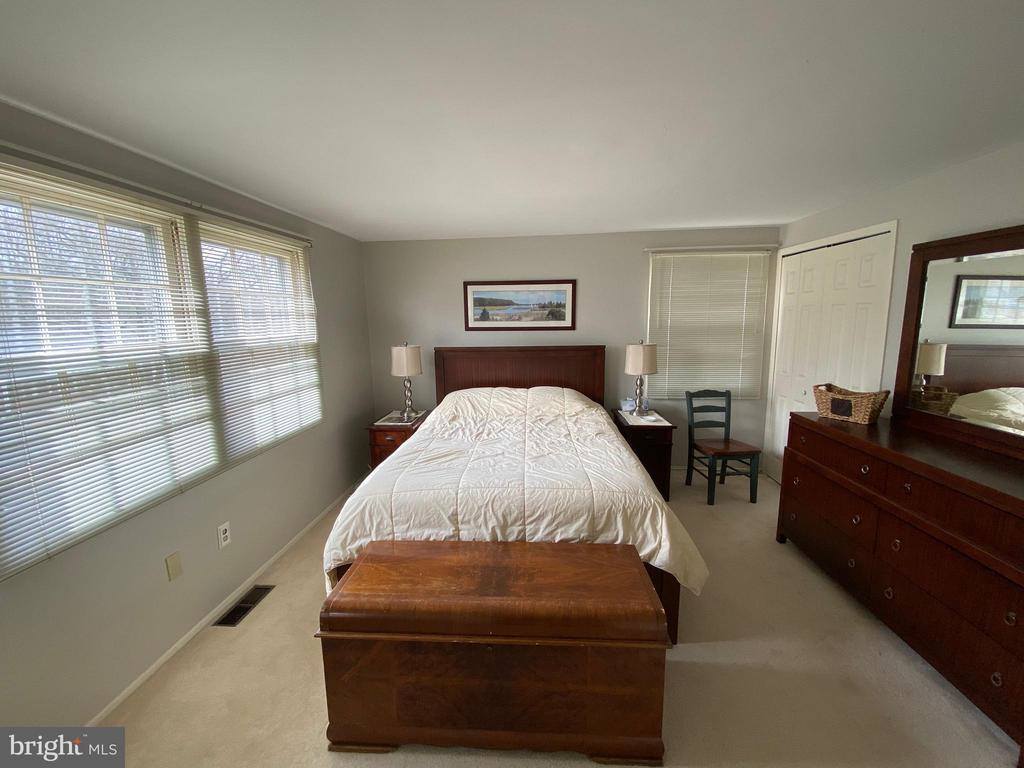 8704 Granite Lane, Laurel, MD 20708