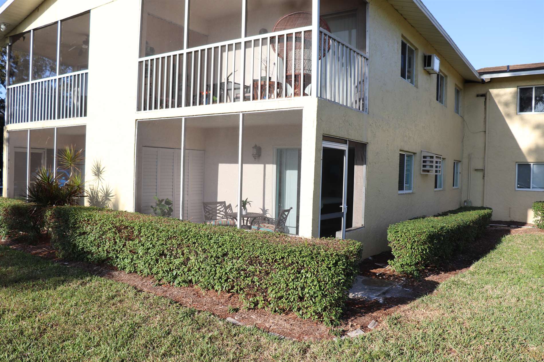 8162 Country Road, #105, Fort Myers, FL 33919