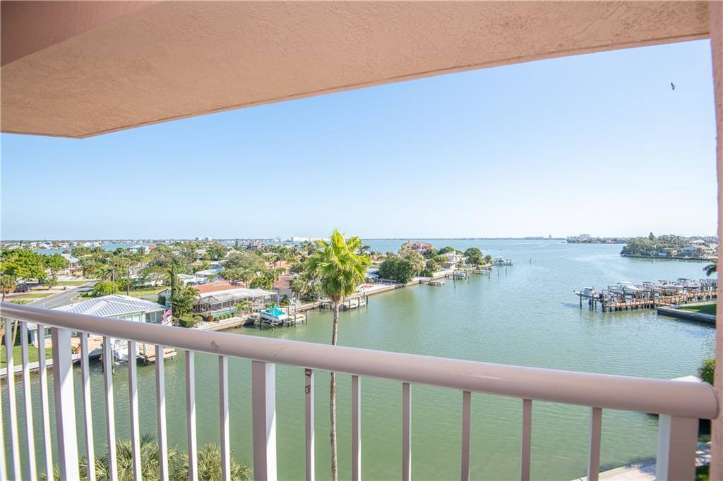 5445 Gulf Boulevard, #PH2, Saint Pete Beach, FL 33706