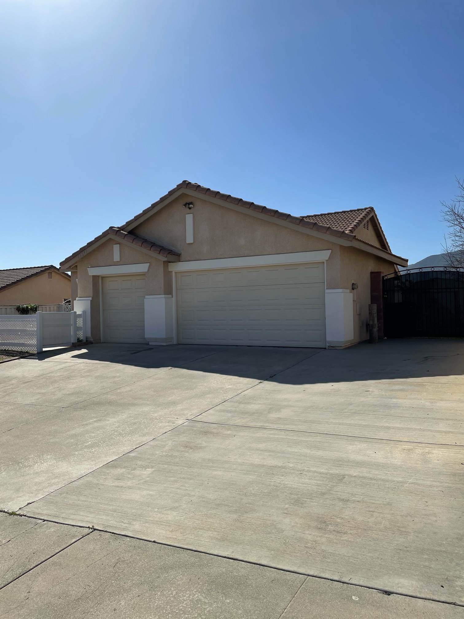 15241 N. Lake Dr., Lake Elsinore, CA 92530