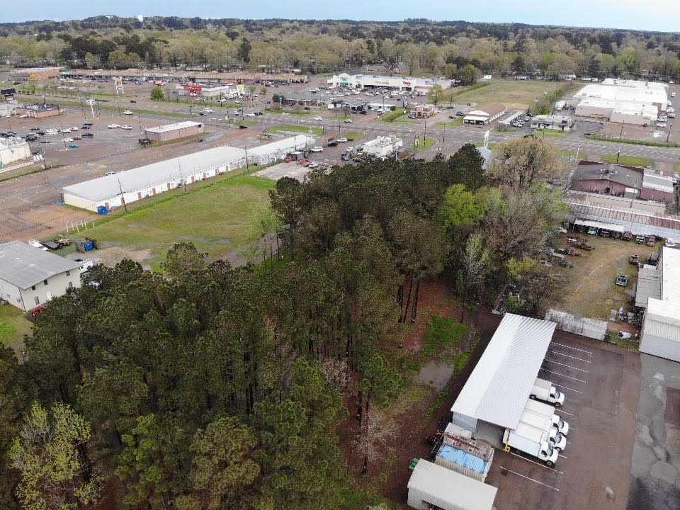 549 Pearl Park Plaza, Pearl, MS 39208