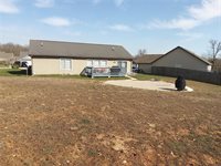 102 Ridge Court, Waynesville, MO 65583