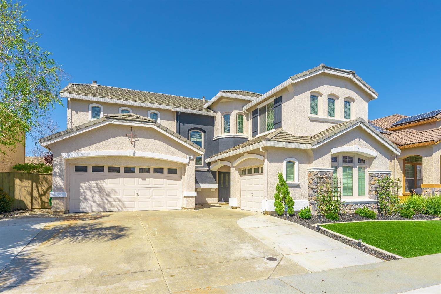 2856 Lincoln Airpark Drive, Lincoln, CA 95648