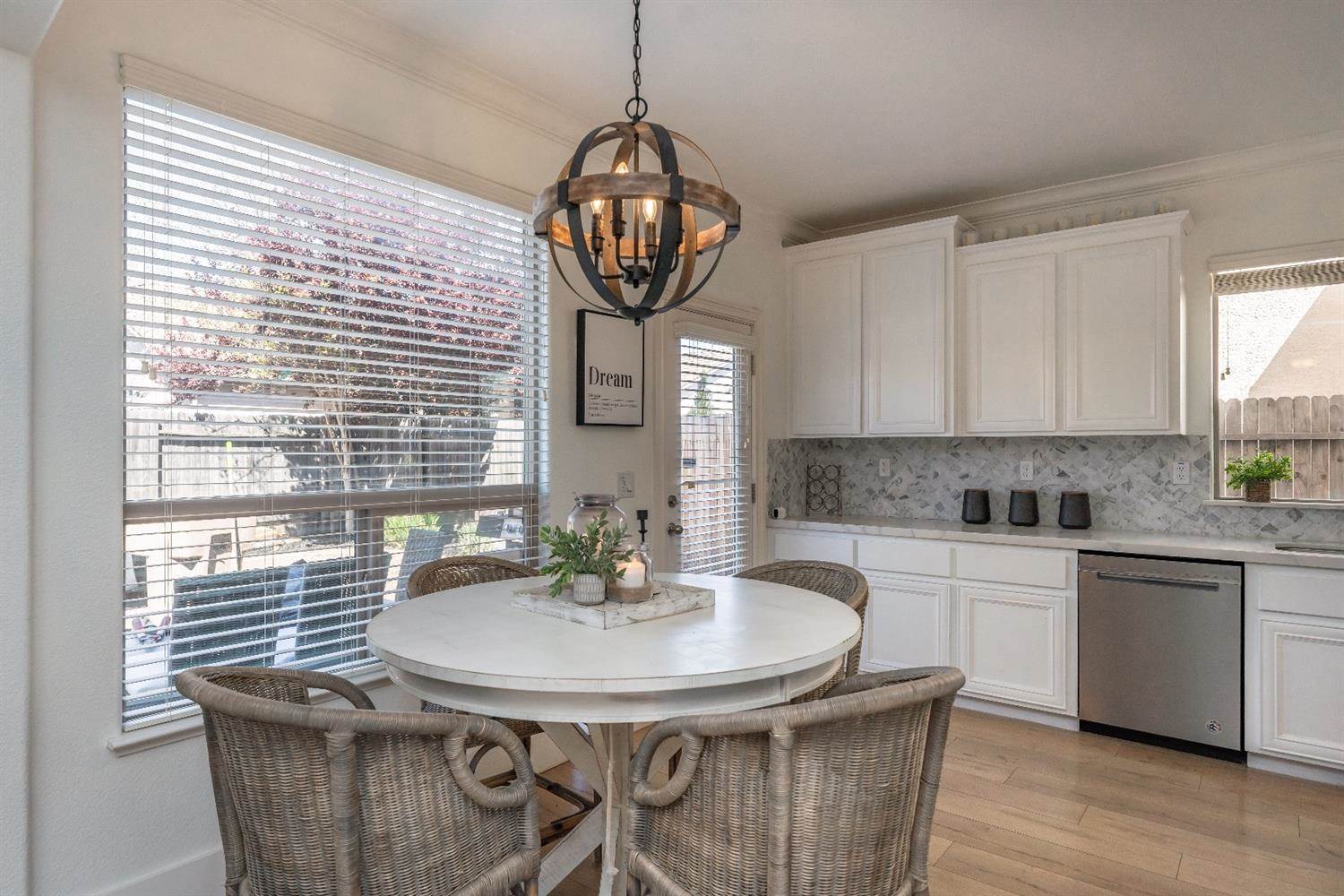 2856 Lincoln Airpark Drive, Lincoln, CA 95648