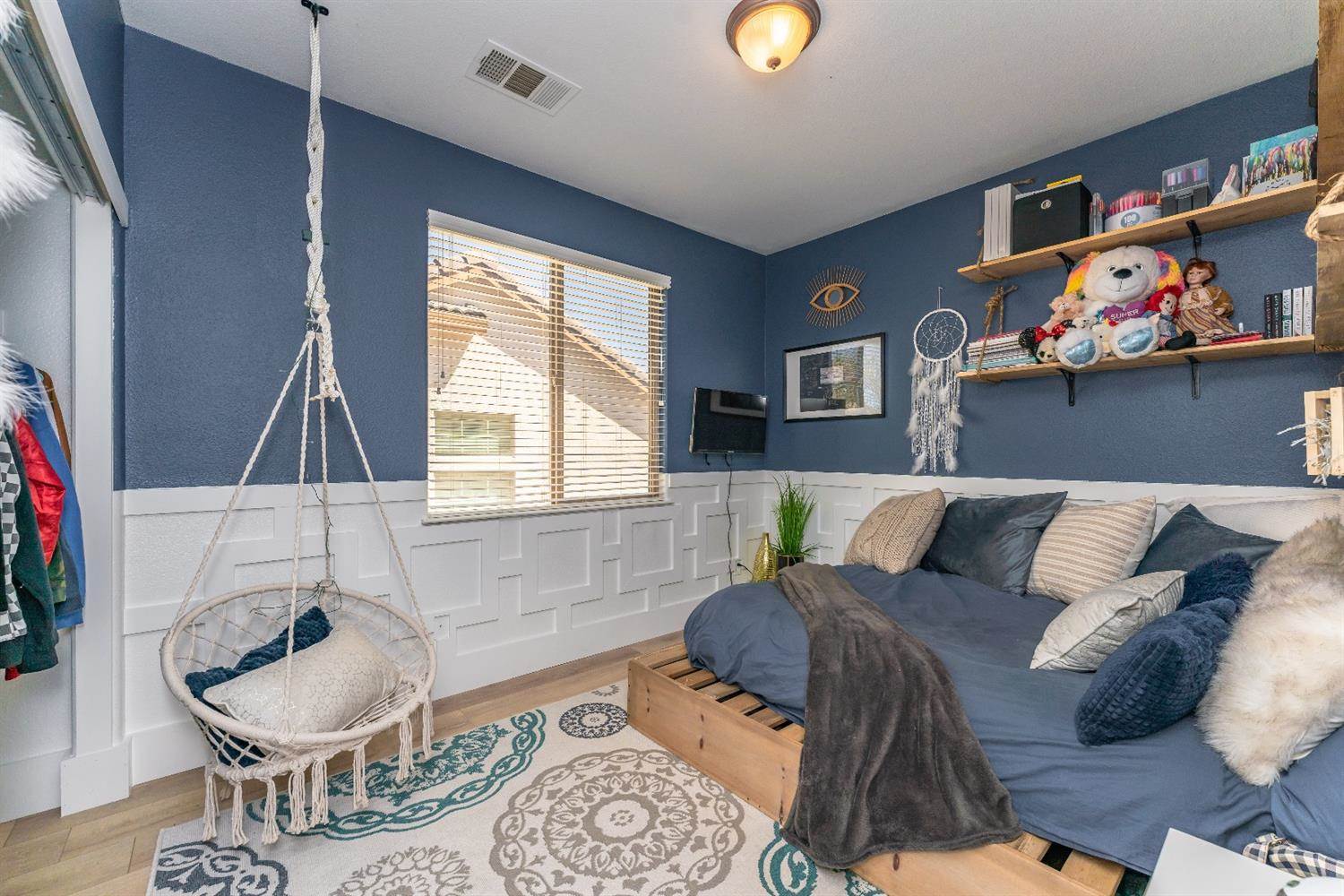 2856 Lincoln Airpark Drive, Lincoln, CA 95648