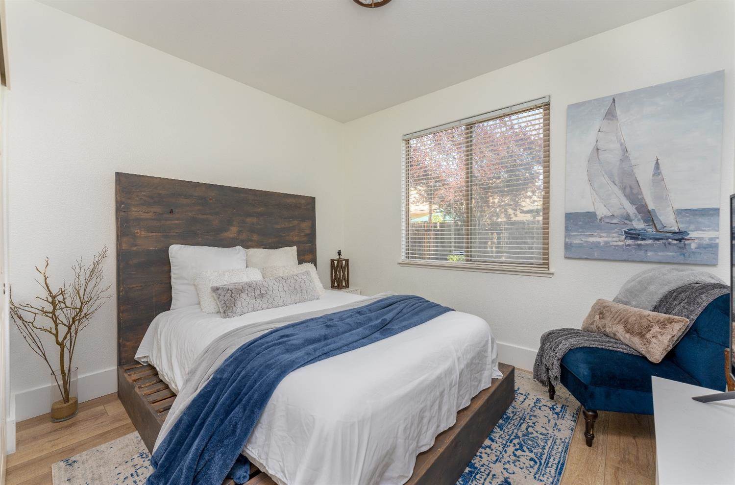 2856 Lincoln Airpark Drive, Lincoln, CA 95648