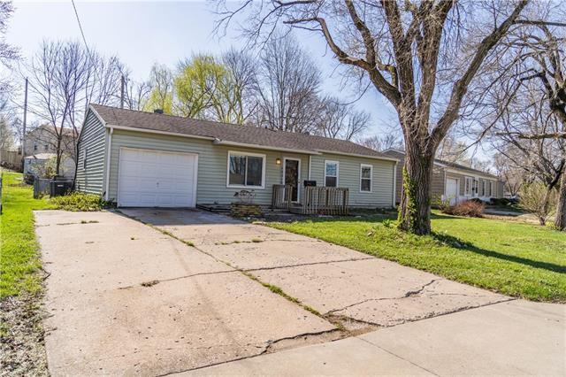 15315 Fuller Avenue, Grandview, MO 64030