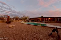 9325 E Vallarta Drive, Tucson, AZ 85749