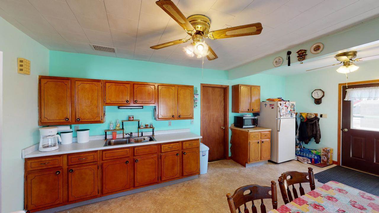 602 Central Ave, Coon Valley, WI 54623